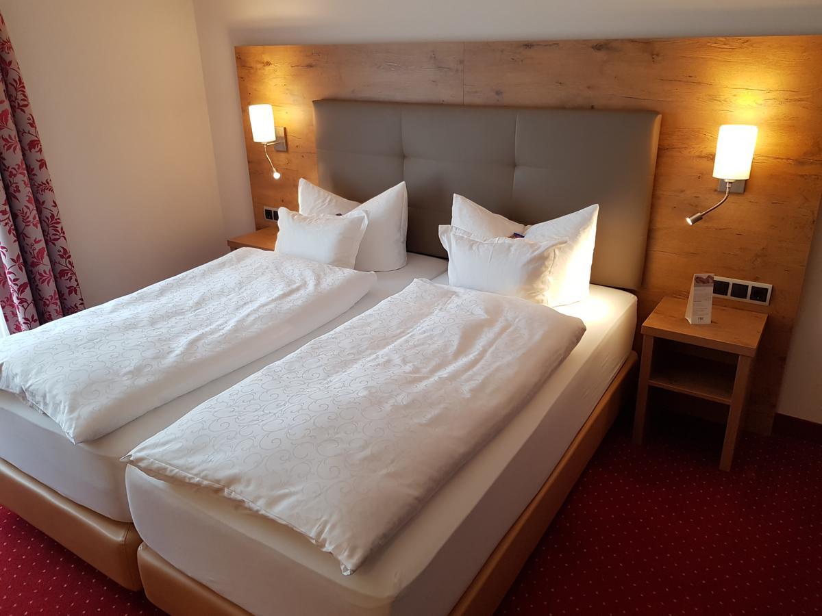 Auszeit Am Park Hotel Bad Dürkheim Kültér fotó